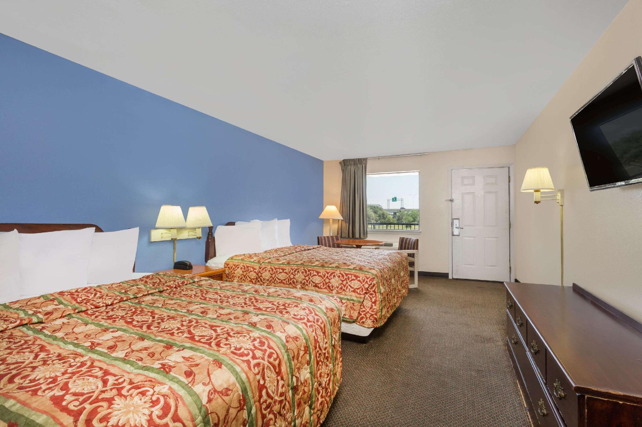 Days Inn Windcrest By Wyndham San Antonio Eksteriør billede